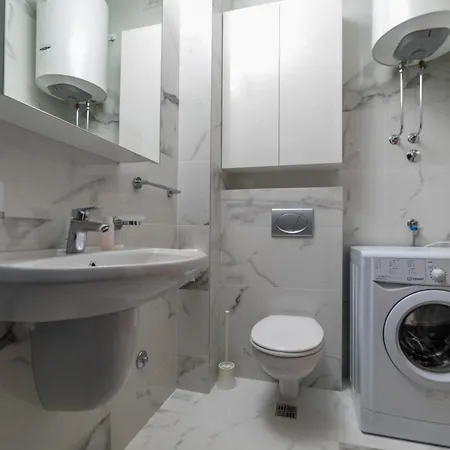 Modern Spacious Mediterranean New Building 48m2 Flat Free Parking *