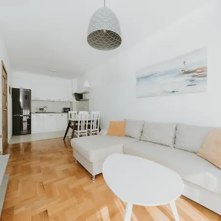 Modern Spacious Mediterranean New Building 48m2 Flat Free Parking *
